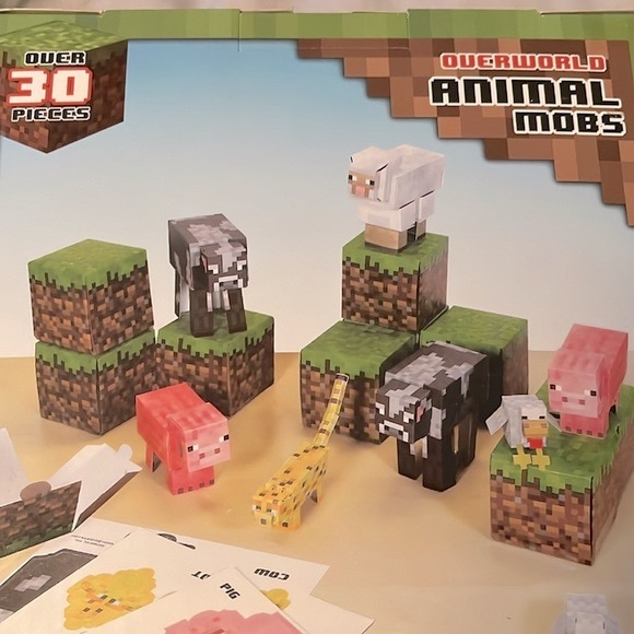 Minecraft papercraft animal kit sealed - Picture 3 of 4